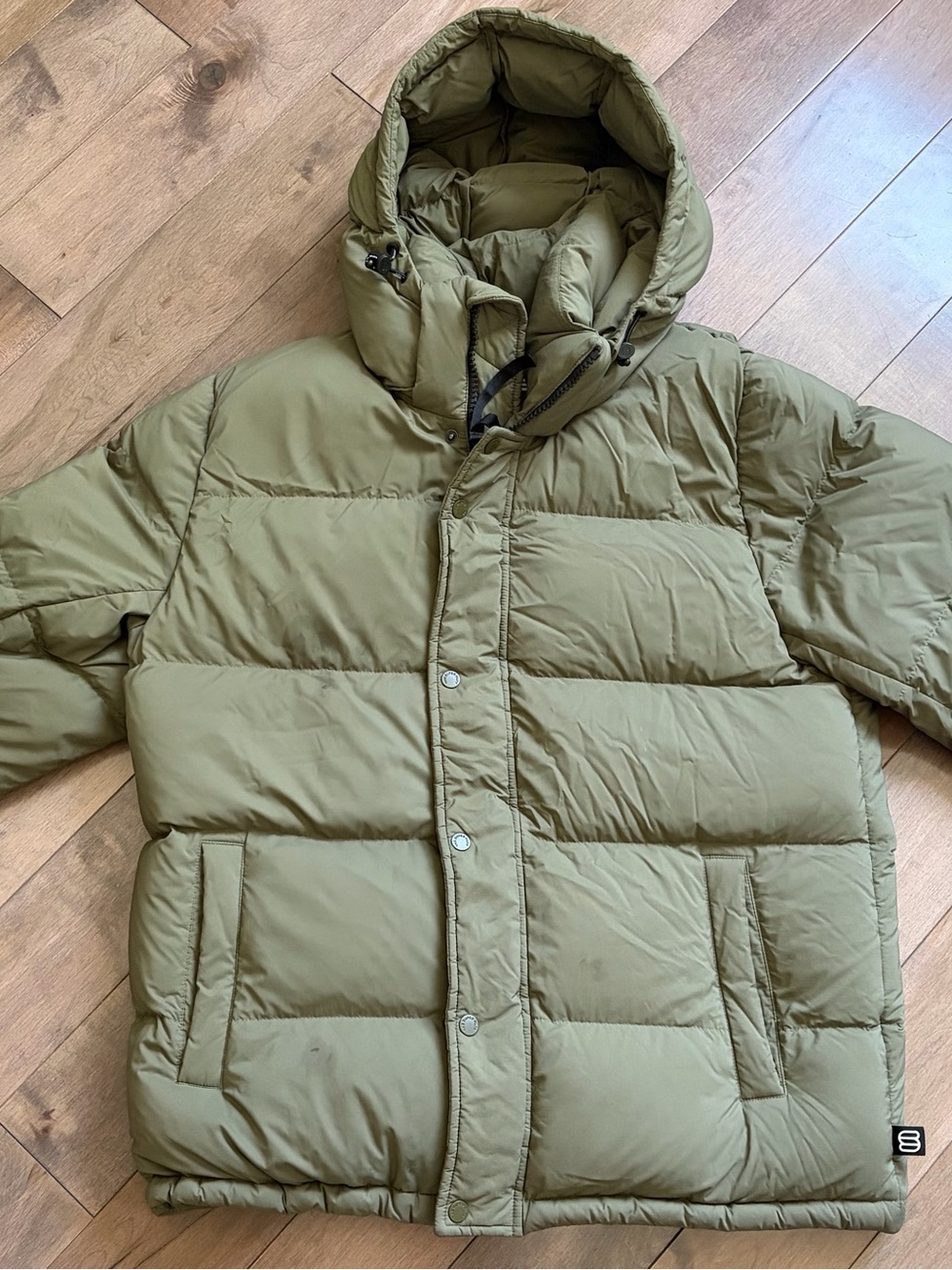 Men's Aritzia Puffer Jacket - Olive